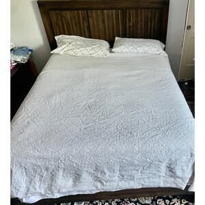 INUP Dubet Cover with shams French Country pre-owned